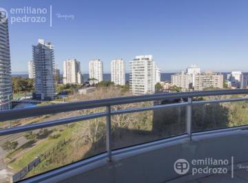 Departamento · 95m² · 4 Ambientes · 1 Cochera · Alquiler Temporario de Apartamento 3 Dorm. Punta del Este