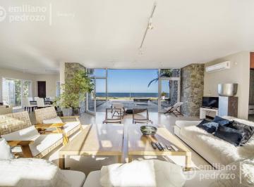 Casa · 430m² · 5 Ambientes · Venta de Casa en La Barra