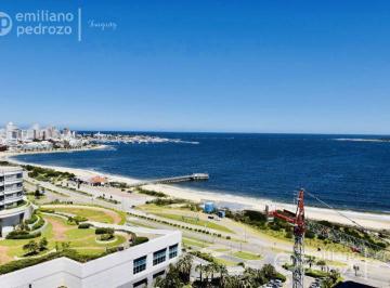 Departamento · 92m² · 3 Ambientes · 1 Cochera · Venta Departamento 2 Dorm. en Suite Playa Mansa Punta del Este