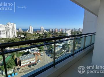 Departamento · 64m² · 3 Ambientes · Venta Apartamento 2 Dorm., Roosevelt, Punta del Este
