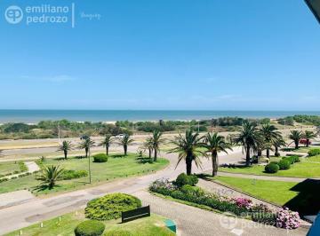 Departamento · 146m² · 4 Ambientes · 2 Cocheras · Alquiler Temporal Apartamento 3 Dorm., Playa Brava, Punta del Este