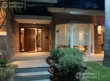 Departamento · 300m² · 4 Ambientes · 2 Cocheras · Alquiler Temporal Casa 3 Dorm., Lugano, Punta del Este