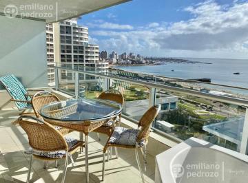 Departamento · 90m² · 3 Ambientes · Venta y Alquiler Temporal Apartamento 2 Dorm., Playa Mansa, Punta del Este