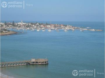 Departamento · 145m² · 4 Ambientes · 2 Cocheras · Venta Apartamento 3 Dorm., Playa Mansa, Punta del Este