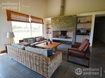 Campo · 232m² · 4 Ambientes · Venta Chacra con Casa de 3 Dorm. en Barrio Quijote Punta del Este
