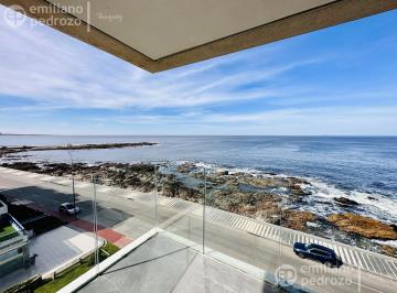 Departamento · 4 Ambientes · 1 Cochera · Venta Apartamento 3 Dorm. en Suite Playa Brava Punta del Este