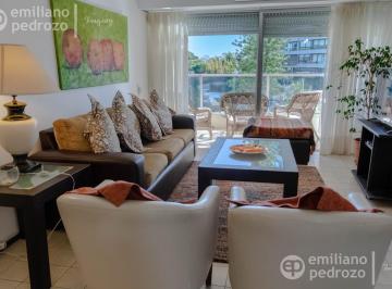 Departamento · 78m² · 3 Ambientes · Venta Apartamento 2 Dorm. Roosevelt Punta del Este