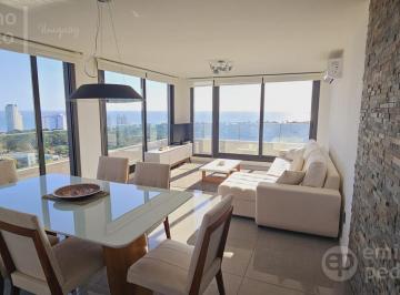 Departamento · 82m² · 3 Ambientes · 1 Cochera · Venta Apartamento 2 Dorm. Sobre Av Roosevelt Punta del Este
