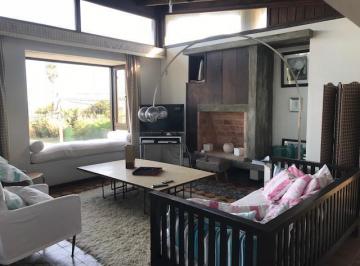 Casa · 150m² · 3 Dormitorios · Jg 1