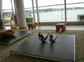 LIVING SOBRE EL MAR · La Barra Departamento en Venta Delamar 104 Tm 53294