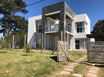 Punta del Este Alquiler Casa Leticia fachada · Punta del Este Casa en Alquiler Leticia