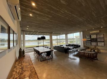 Casa · 270m² · 5 Dormitorios · L7 en Laguna Escondida - Tm53740