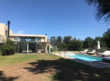 LA BARRA VENTA Y ALQUILER CASA LA LOMA, LA HORQUETA PISCINA · La Barra Venta y Alquiler Casa La Loma, La Horqueta
