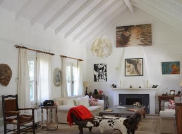 LA BARRA CASA ALQUILER Y VENTA LA CONSENTIDA LIVING · La Barra Casa Alquiler y Venta La Consentida - Tm6126