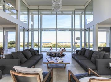 Casa · 950m² · 7 Ambientes · 4 Cocheras · Laguna Blanca Alquiler Casa Le Reve Tm10437