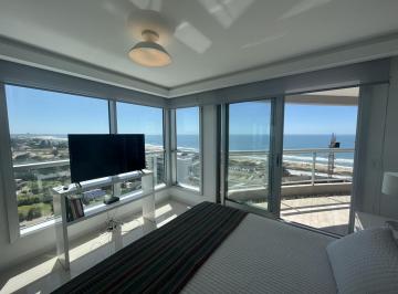 Departamento · 131m² · 3 Dormitorios · Departamento en Alquiler Punta del Este "Look Unidad 1601"