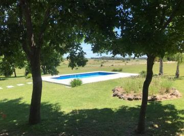 Campo · 400m² · 3 Dormitorios · Chacra Las Gauras