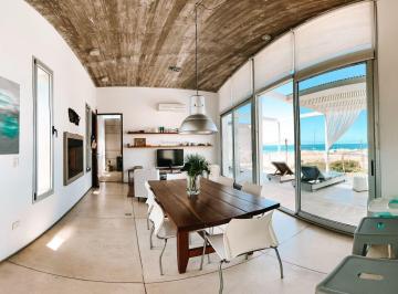Casa · 261m² · 6 Ambientes · Casa en Venta y Alquiler en El Chorro, Manantiales - Tm