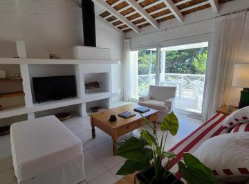 Departamento · 96m² · 5 Ambientes · Duplex en La Barra en Alquiler y Venta 50 m de La Playa - Tm
