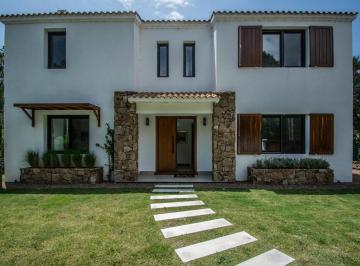 Casa de 5 ambientes, Uruguay · Casa en Alquiler Temporario en Rincon del Indio Tm