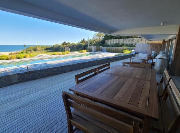 Departamento · 180m² · 4 Ambientes · 2 Cocheras · Espectacular Departamento con Salida Privada a Playa Bikini - Tm