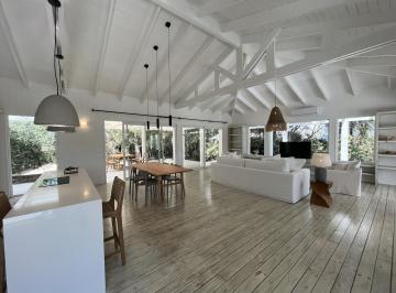 Casa · 1000m² · 3 Dormitorios · 1 Cochera · Casa en Pinar del Faro - Jose Ignacio A12