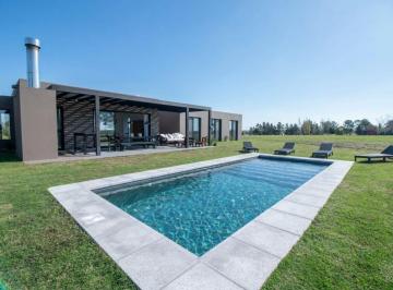Casa · 5000m² · 4 Dormitorios · Casa 79 en El Quijote - Tm