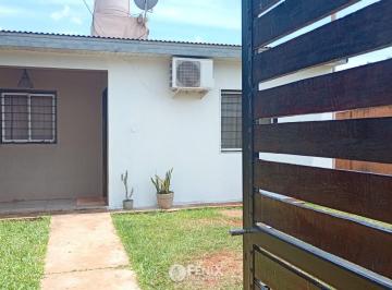 Casa · 300m² · 3 Ambientes · 1 Cochera · Cf1146 - Casa en Esquina B en Venta - 2 Dorm. - Santa Helena