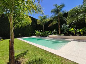 Departamento · 83m² · 4 Ambientes · 1 Cochera · Departamento 4 Ambientes Villa Urquiza con Piscina y Cochera