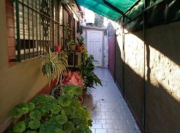 PH · 75m² · 3 Ambientes · Departamento PH en Venta en Crucesita, Avellaneda, G. B. a. Zona Sur