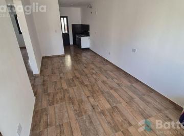 Departamento · 45m² · 3 Ambientes · 1 Cochera · Departamento de Categoría en Costa Azul