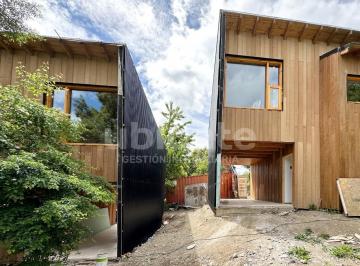 Casa · 85m² · 3 Ambientes · 1 Cochera · Casa PH en Venta, Barrio El Faldeo, Bariloche