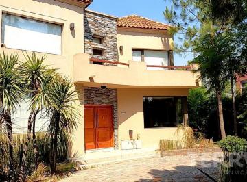 Casa · 238m² · 5 Ambientes · 4 Cocheras · Casa Venta Canning Barrio El Lauquen