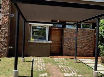 Departamento · 110m² · 4 Ambientes · 1 Cochera · Duplex 3 Dorm. en Fincas 2 - Condominios del Bosque - Impecable con Renta
