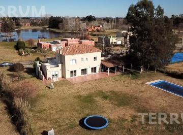 Casa · 313m² · 5 Dormitorios · Casa Venta San Vicente Barrio Fincas de San Vicente Chacras