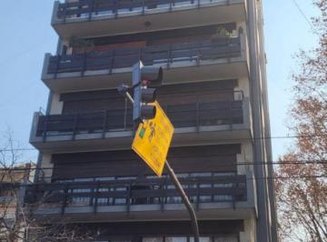 Departamento de 4 ambientes, Villa Devoto · Piso Exclusivo Frente a Plaza Arenales · 4 Amb. Todo a Nuevo · Villa Devoto