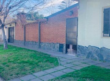 Casa · 140m² · 4 Ambientes · 1 Cochera · Casa en Venta en Calle Portillo Al 300, Matheu