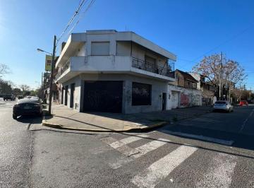 Local comercial · 296m² · 3 Ambientes · 4 Locales + 2 Departametos 3 Ambientes en Planta Alta