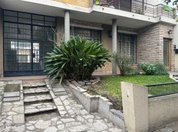 PH · 117m² · 4 Ambientes · PH en Castelar