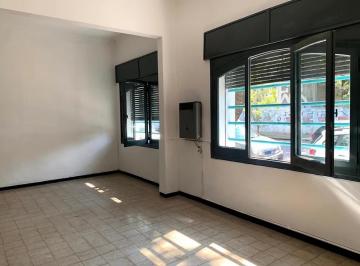 Casa de 3 ambientes, La Plata · Alquiler de Casa en La Plata 45 E/ 3 y 4