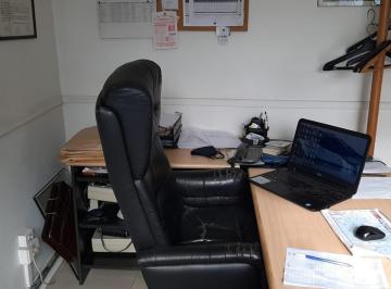 Oficina comercial · 26m² · 1 Ambiente · Oficina, 26,97 m² Totales/al Frente/dividida/ Impecable!