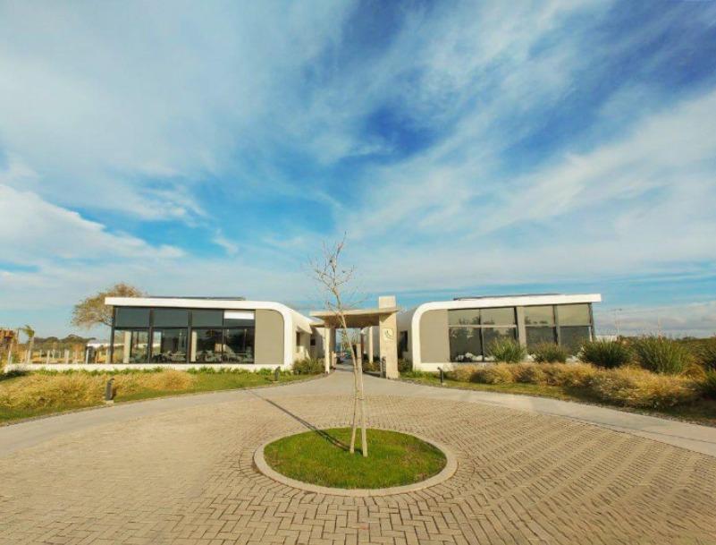 Lote en barrio cerrado en venta en Developer Park
