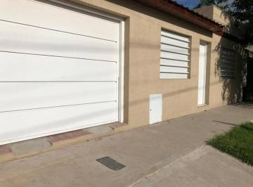 Casa · 90m² · 3 Ambientes · 2 Cocheras · Casa a Estrenar 3 Amb