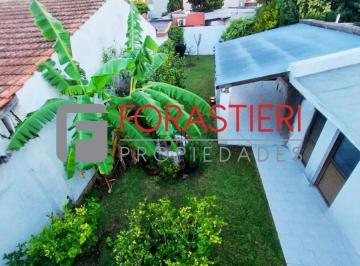 Casa · 335m² · 4 Ambientes · Casa en El Centro de Victoria - Apto Credito