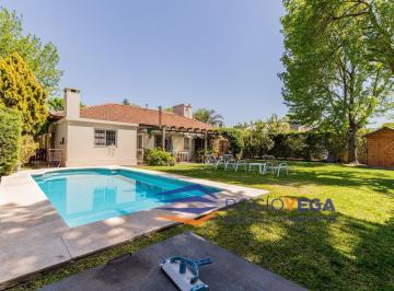 Casa · 180m² · 5 Ambientes · 2 Cocheras · Casa en Venta en Country Banco Provincia Francisco Álvarez Moreno