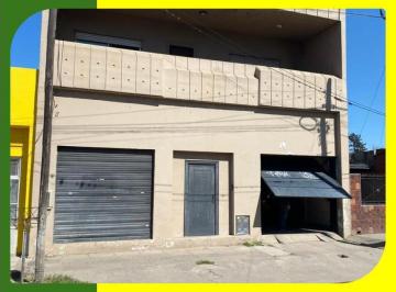 Casa · 315m² · 1 Cochera · Local Venta San Miguel con Depto 3 Amb, Parque, Pileta