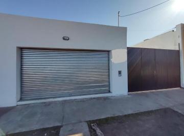 Imagen1 · Galpón Sobre Av