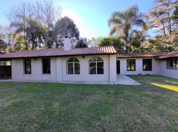 Casa de 6 ambientes, Berazategui · Hermosa Propiedad en Estancia San Juan