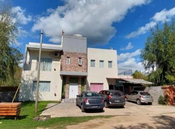 Casa · 255m² · 6 Ambientes · 3 Cocheras · Venta - 2 Casas en un Mismo Lote, Barrio Parque La Celia - Eze