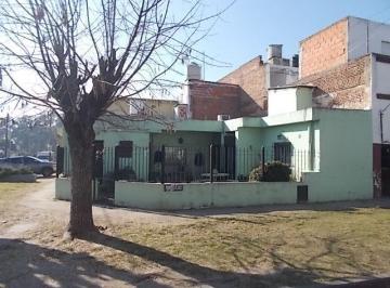 Casa de 5 ambientes, Lomas de Zamora · Casa en Venta